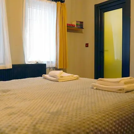 ホテル Alpha Stone House