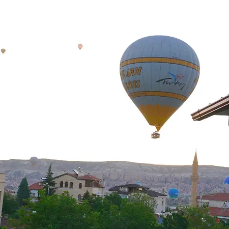 Otel Alpha Stone House 4*