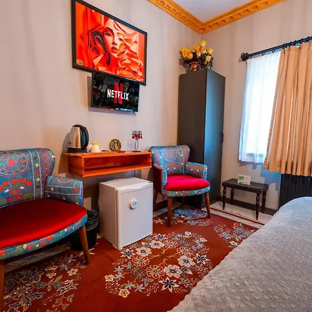 Alpha Stone House Otel 4*