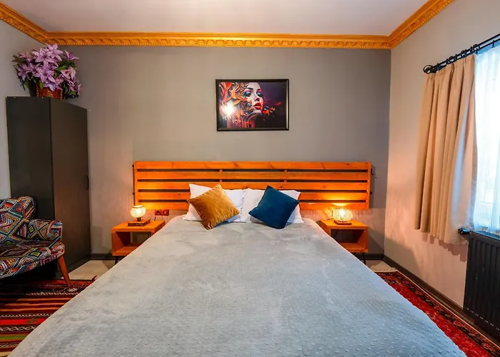 Hotel Alpha Stone House